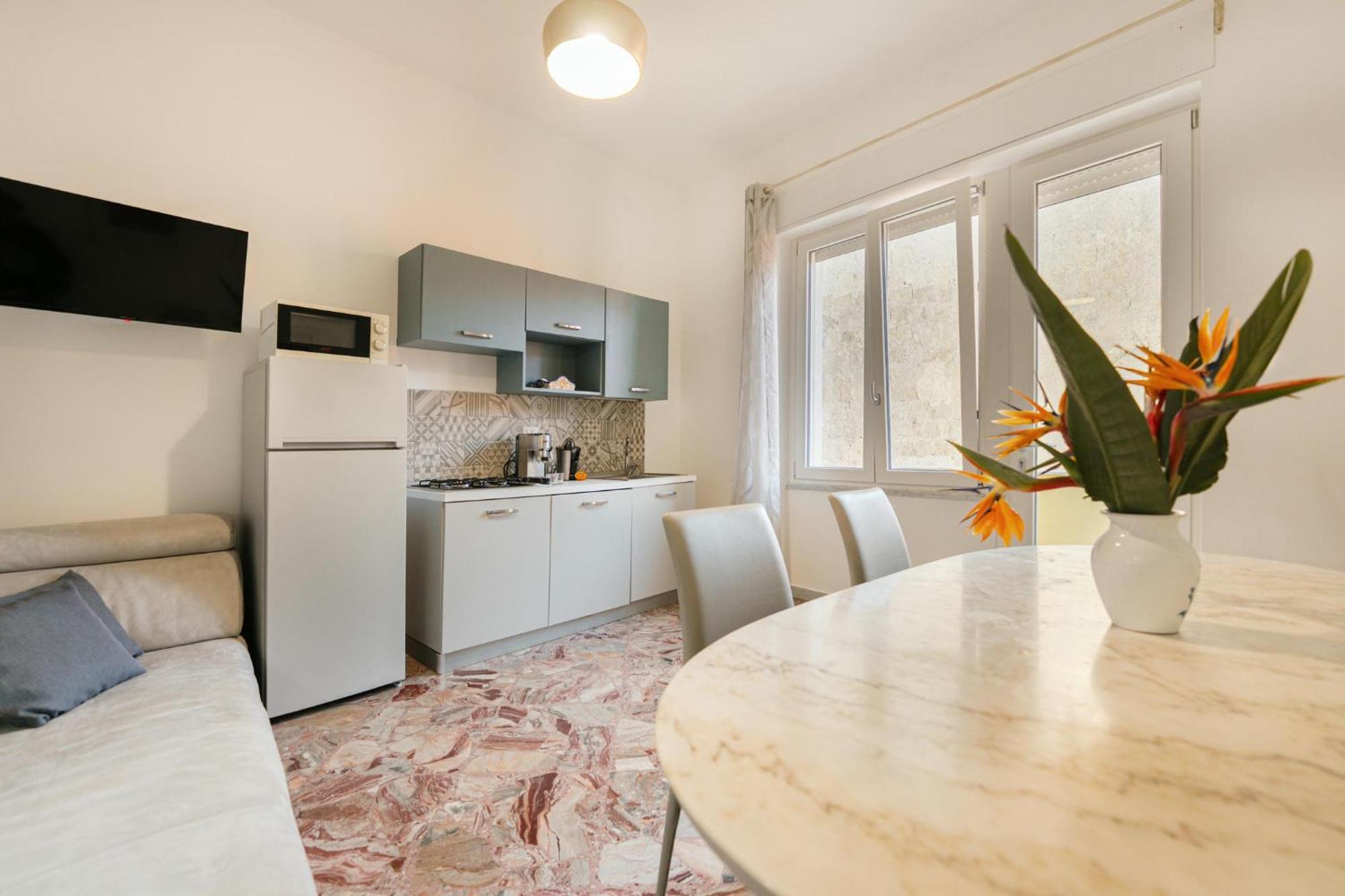 Ciraccio Apartments Procida Ngoại thất bức ảnh