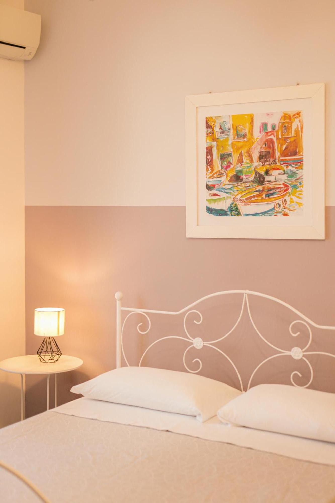 Ciraccio Apartments Procida Ngoại thất bức ảnh